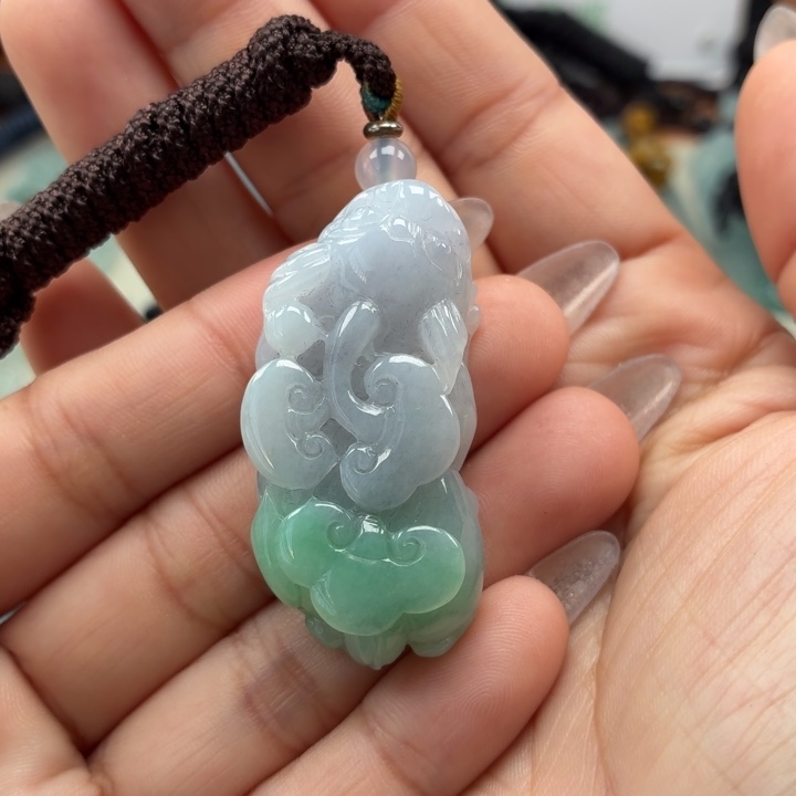 翡翠未镶嵌颈饰天然翡翠a货