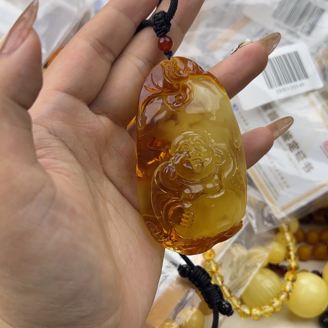 琥珀珠宝奇石未镶嵌