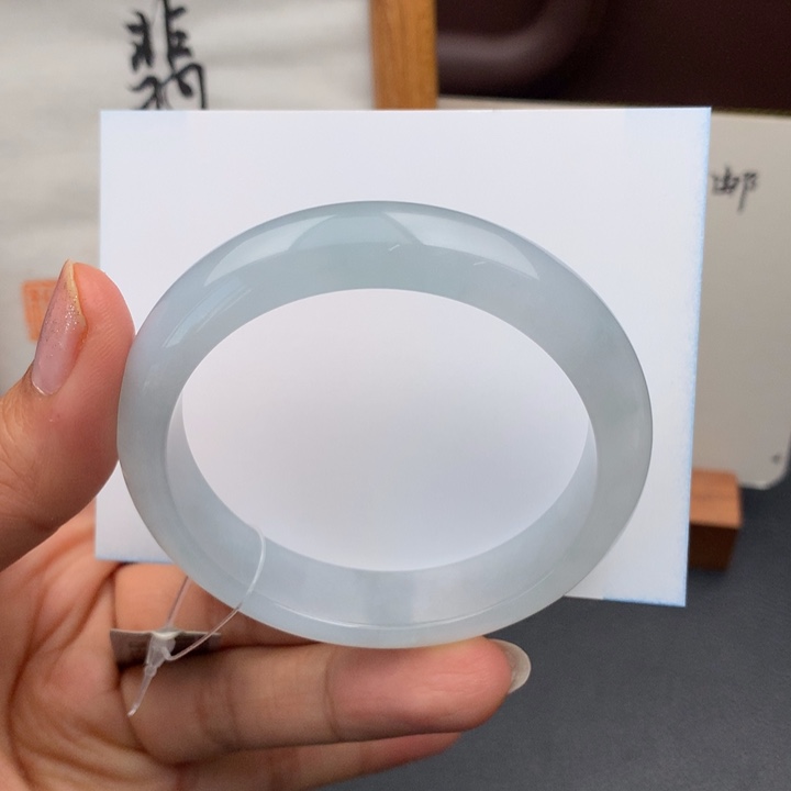 翡翠手镯未镶嵌翡翠手镯54