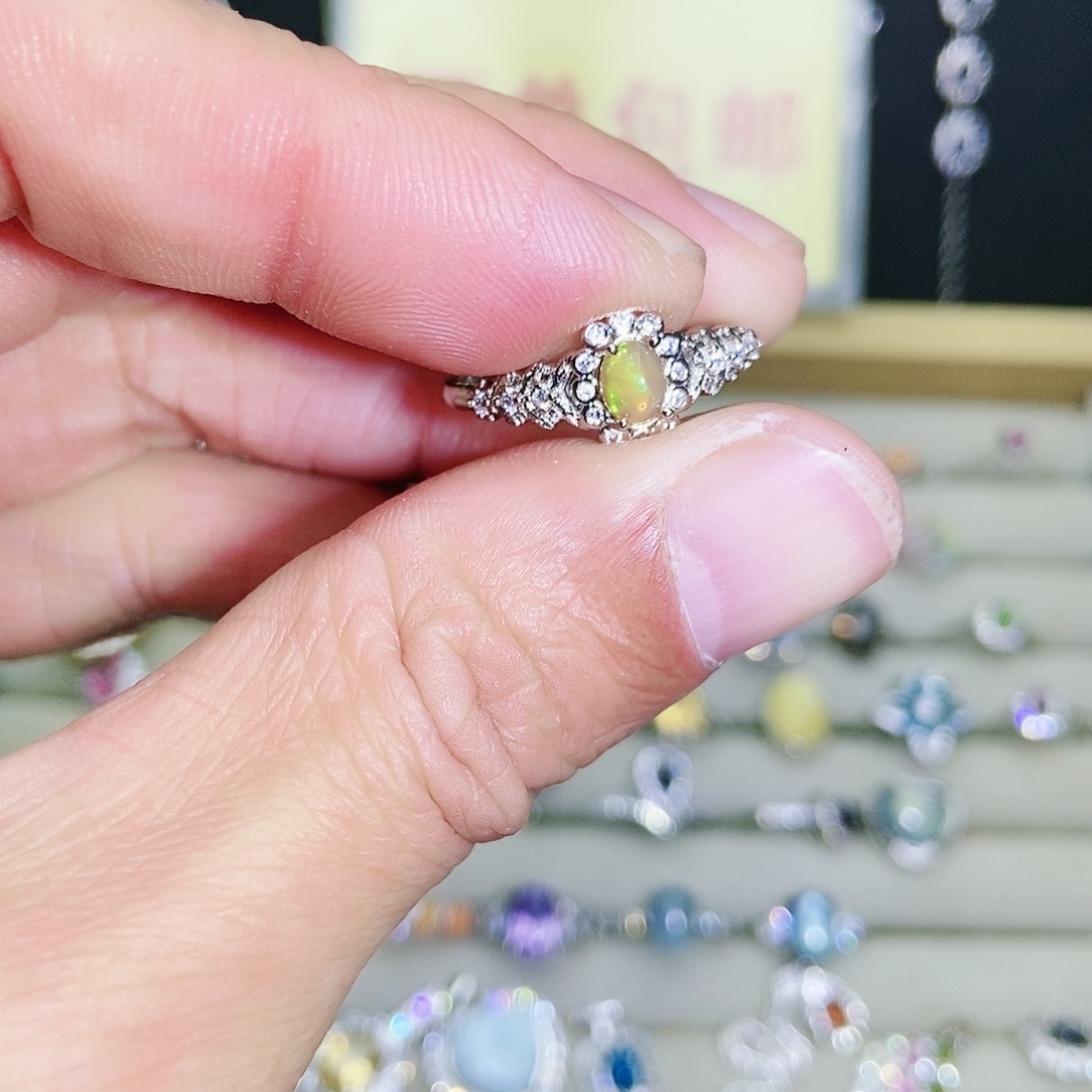 【闪购商品】未镶嵌欧泊戒指