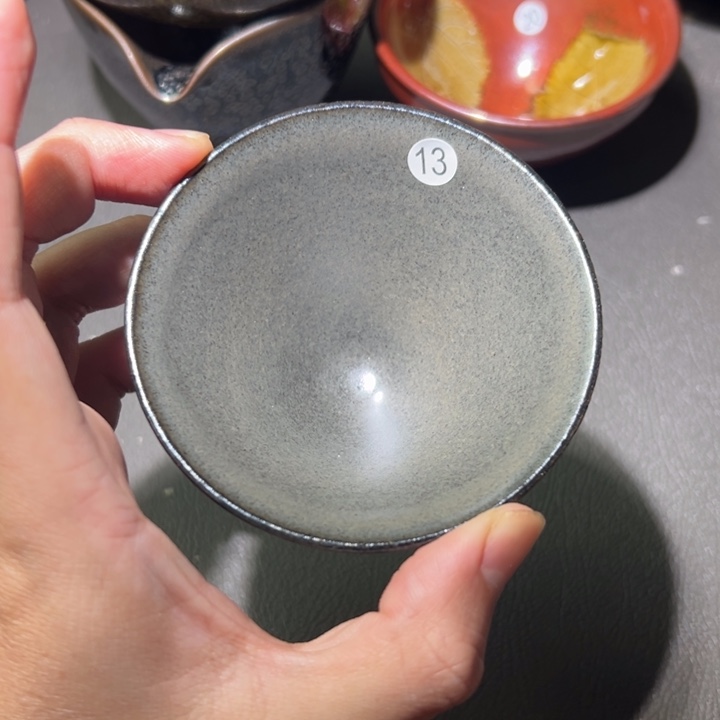 茶盏我想和她好好聊聊呢可是
