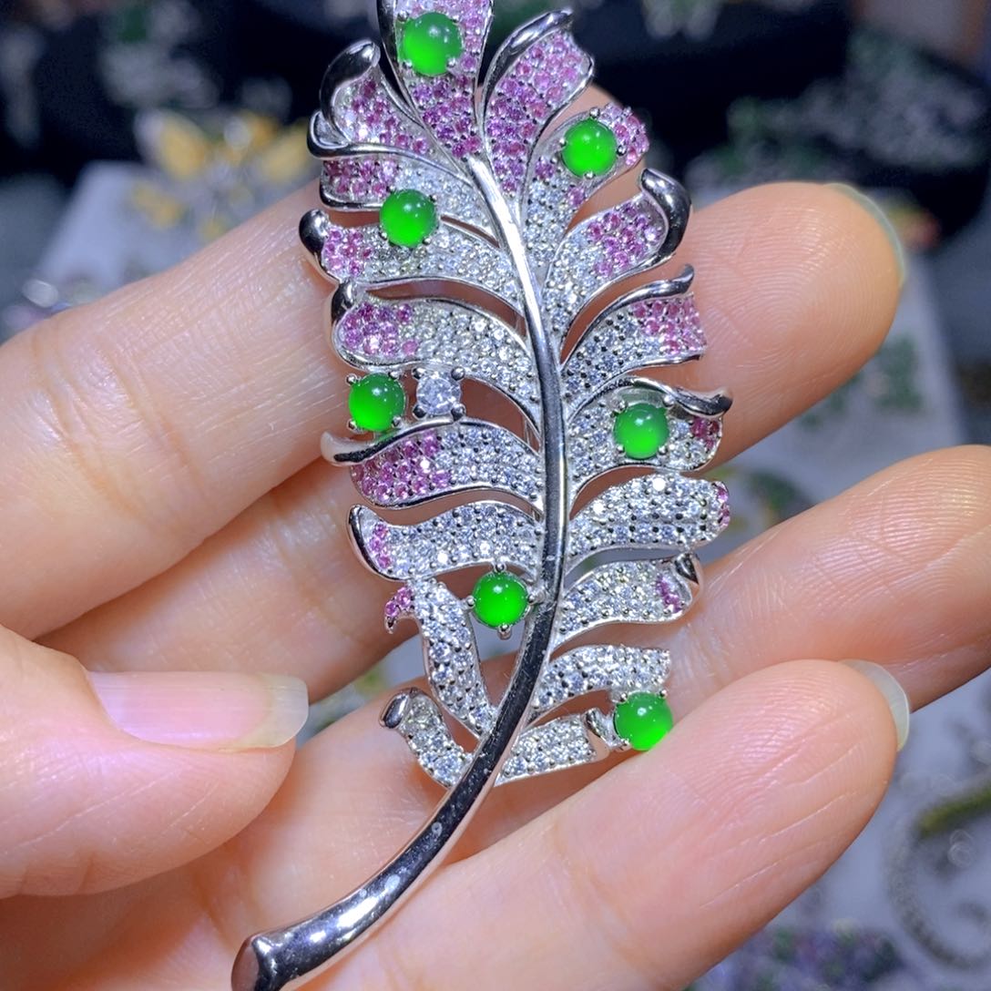 翡翠颈饰银S925镶嵌天然翡翠