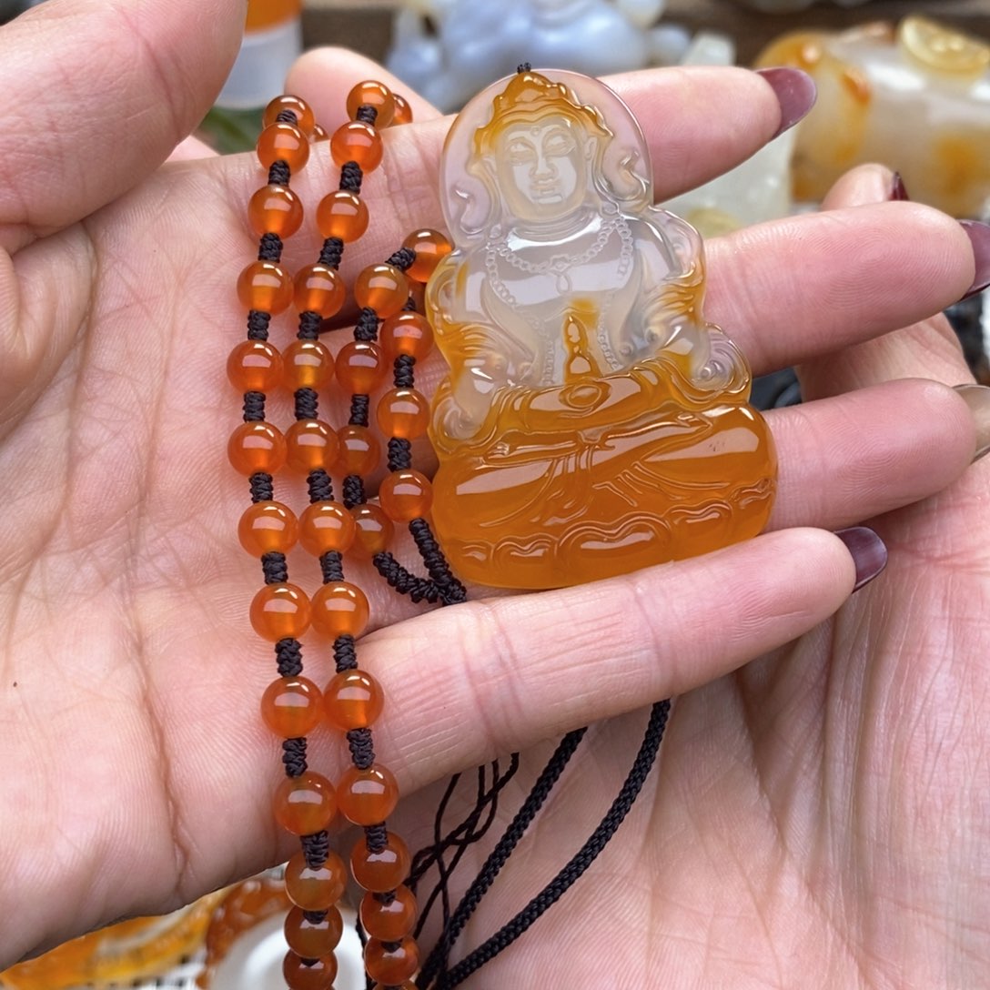 玛瑙/玉髓挂件未镶嵌尉*斧