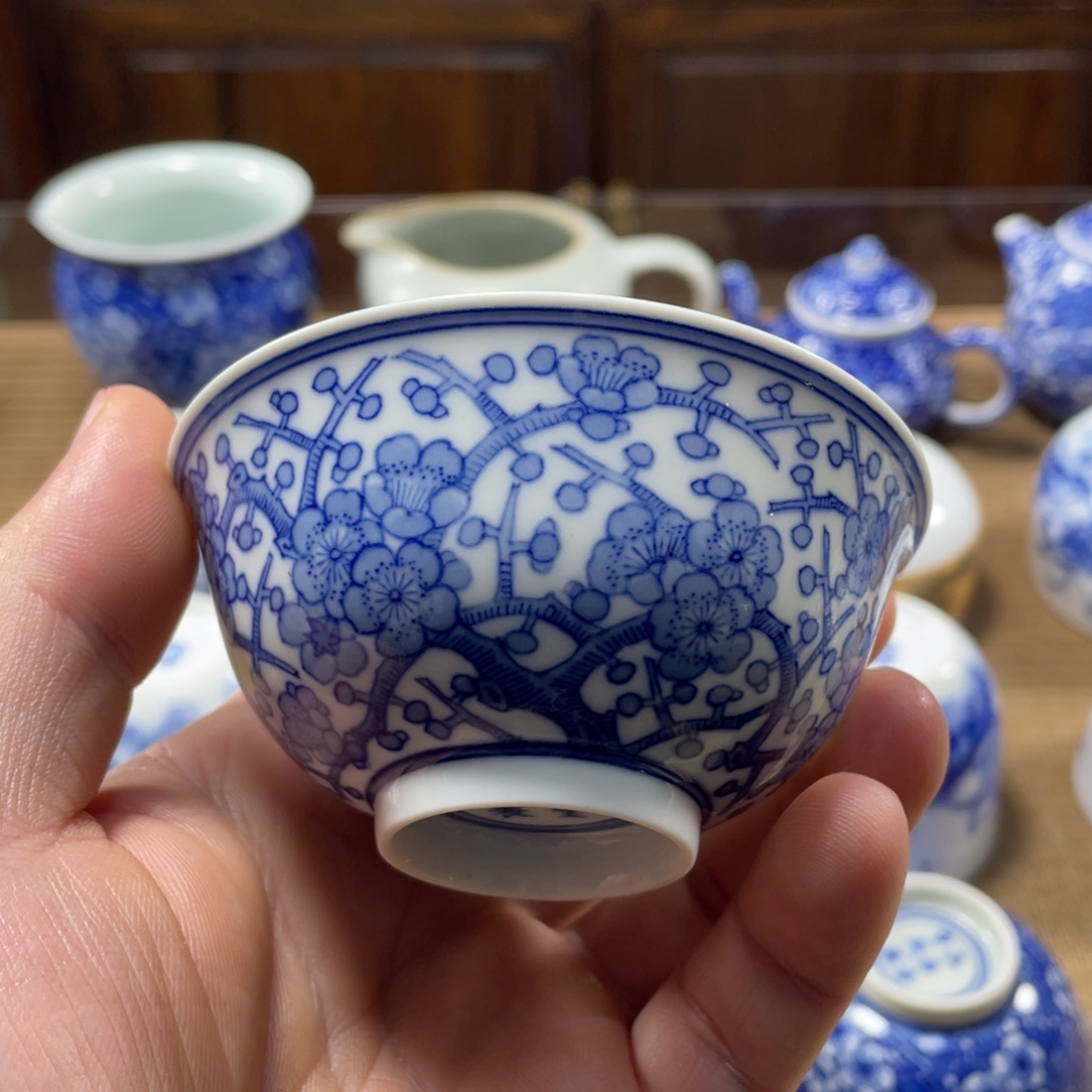 品若堂满梅撇口杯