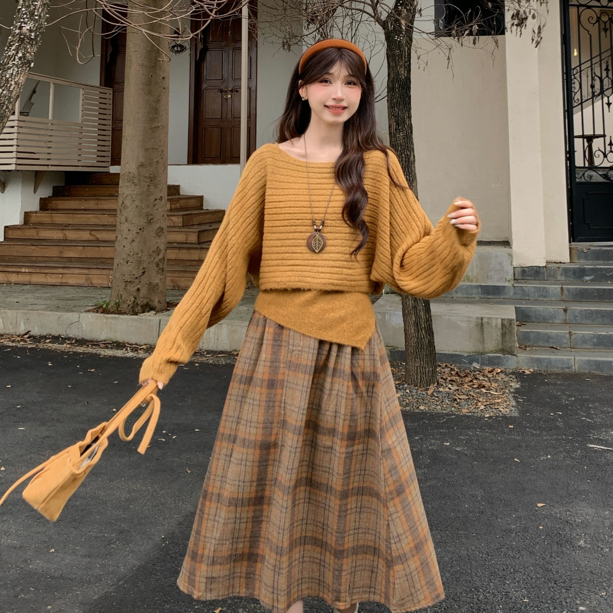 法式条纹气质短款针织衫搭配打底吊带两件套女2025秋季新款