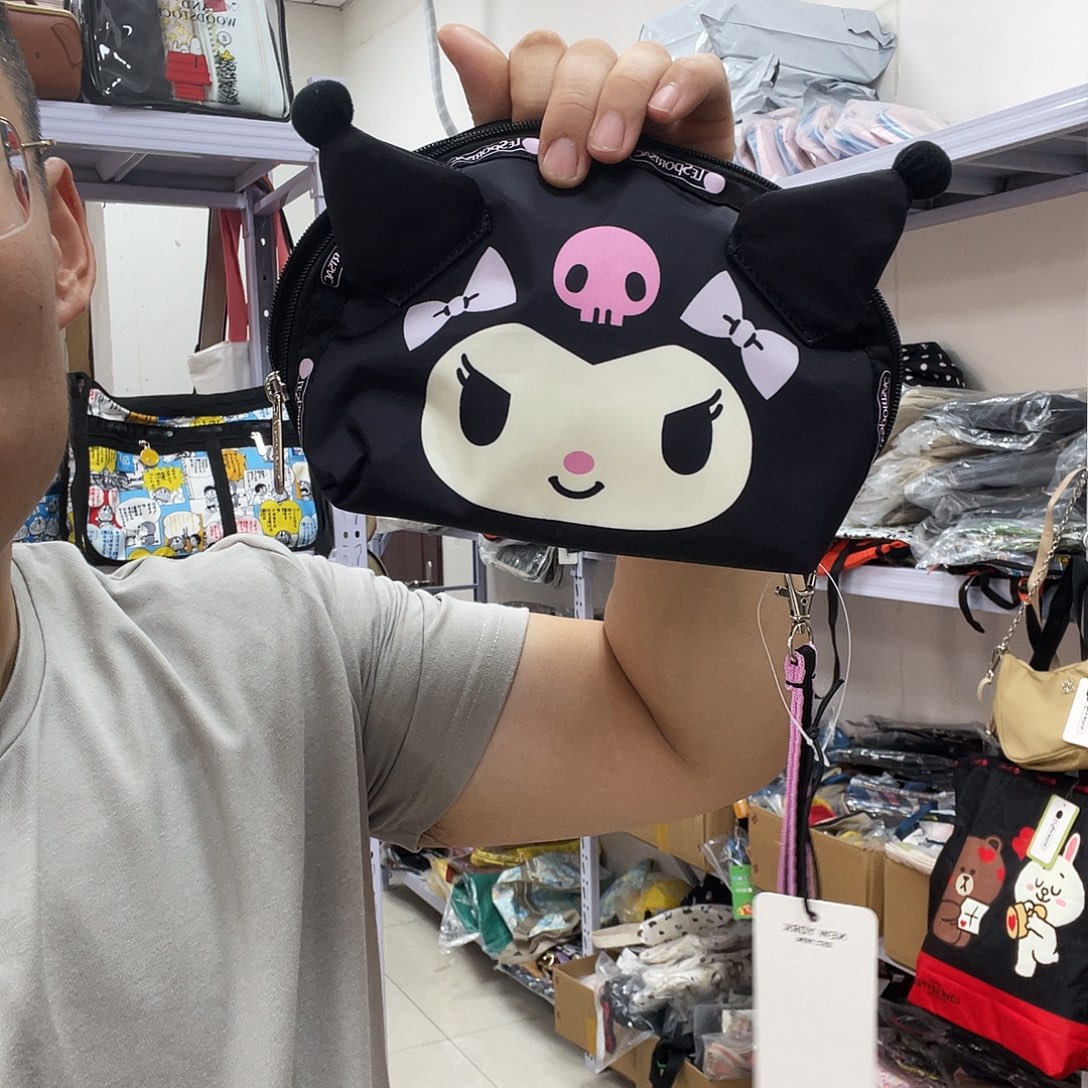 PU化妆包等产品和产品