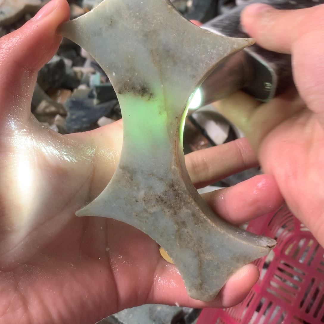 翡翠未镶嵌颈饰缅甸翡翠