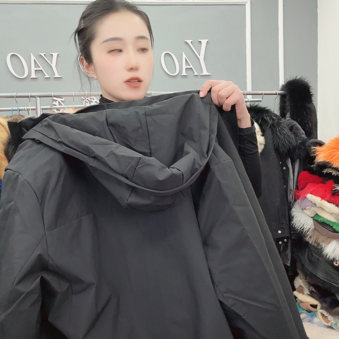 姚小妖家高端皮草