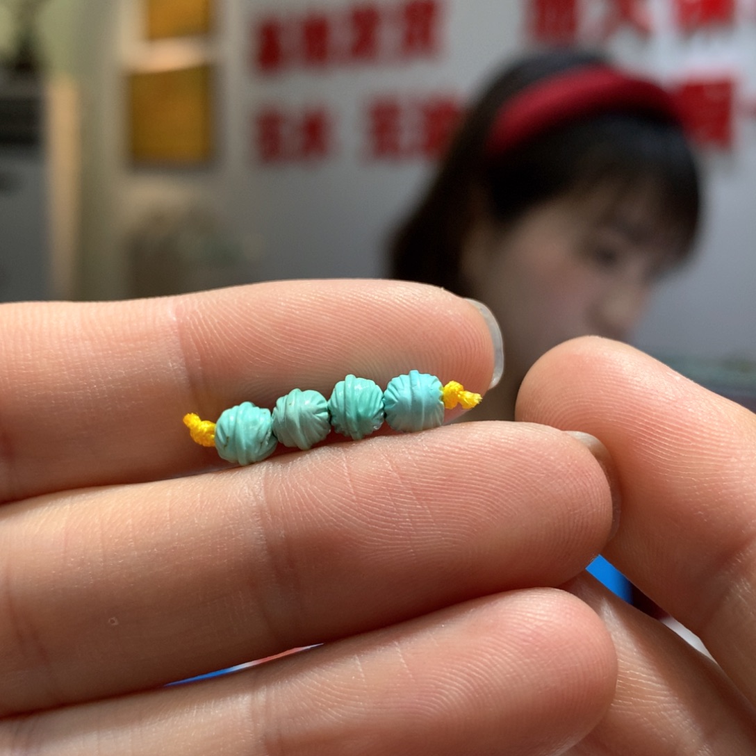 绿松石配饰未镶嵌