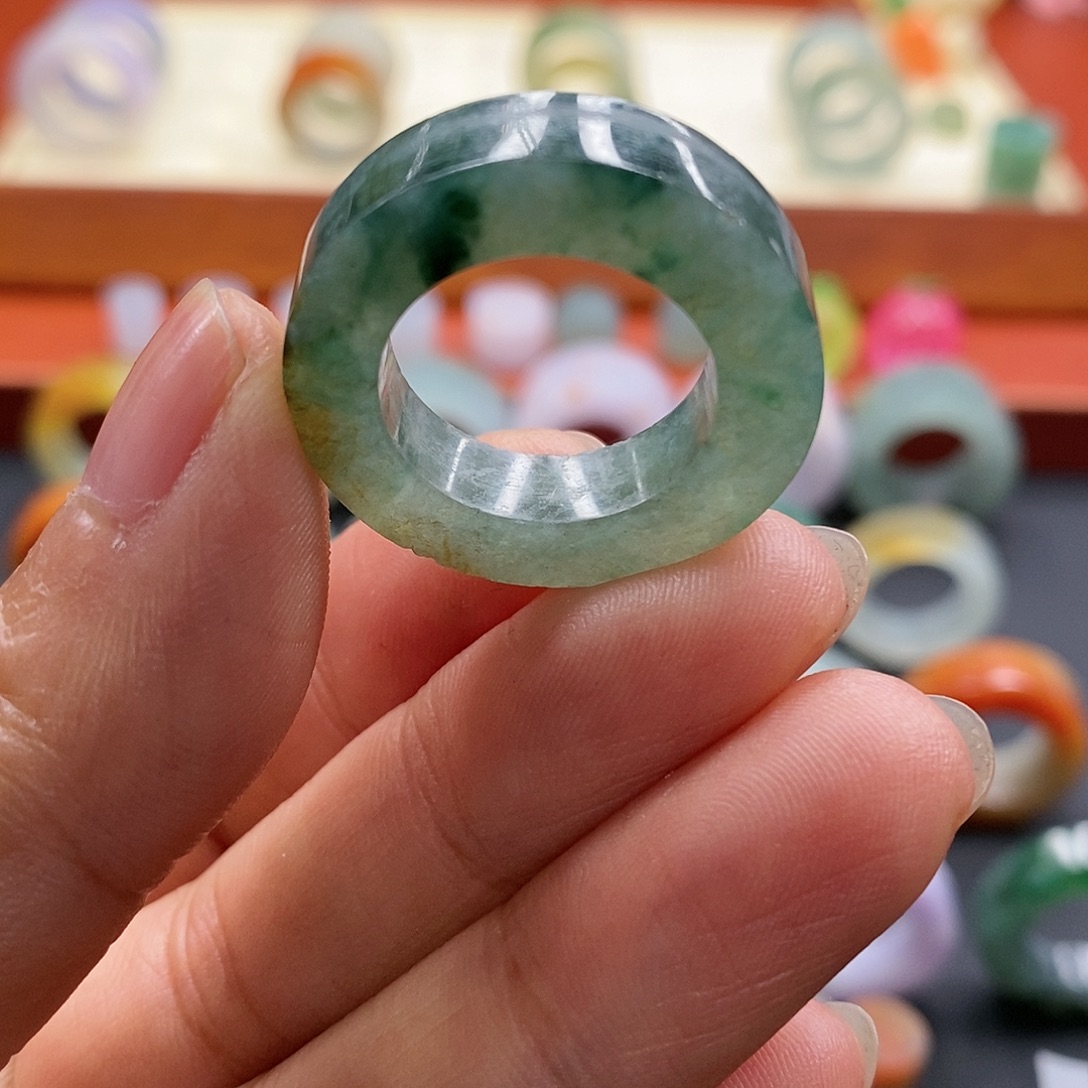 定制翡翠未镶嵌翡翠15-20圈口