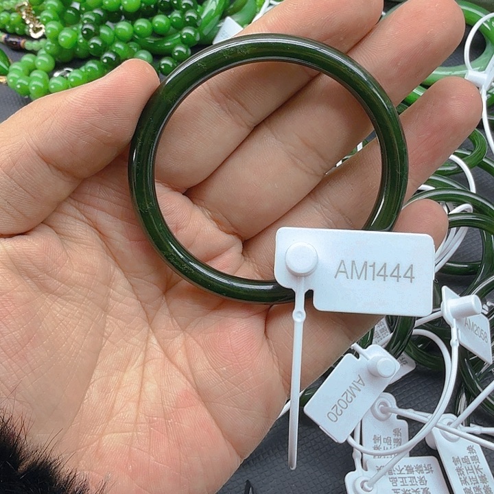 和田玉（碧玉）手镯未镶嵌55