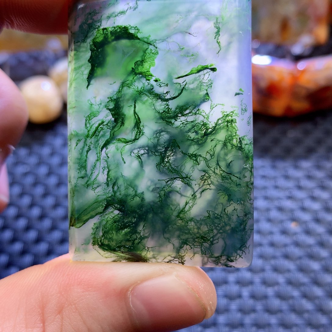 未镶嵌颈饰玛瑙/玉髓幽***蝶