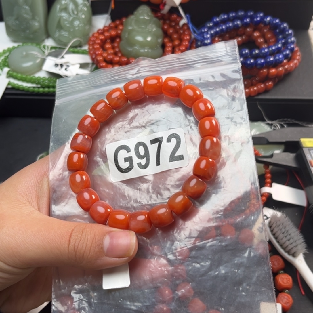 南红玛瑙未镶嵌珠宝奇石