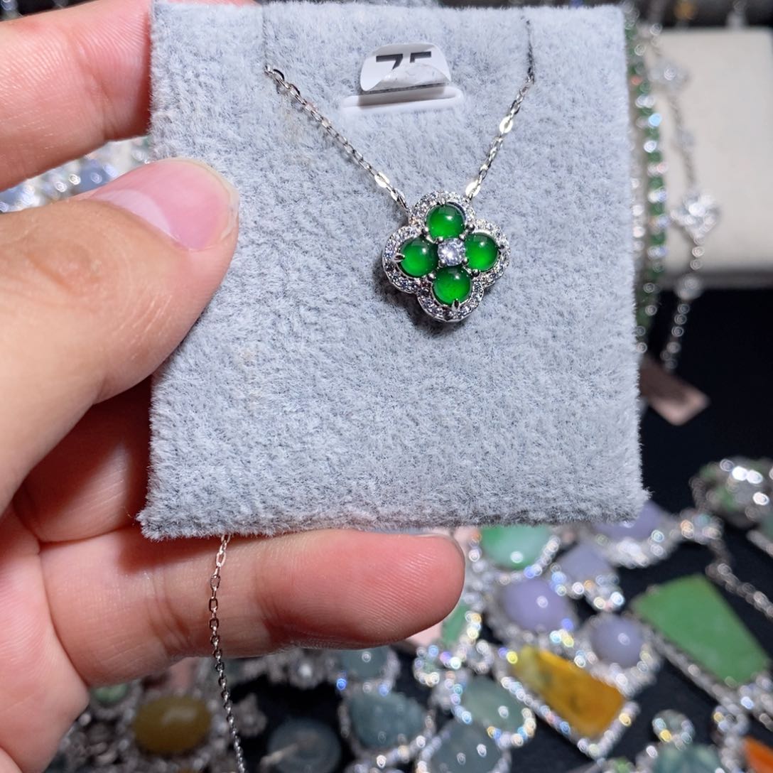 翡翠银S925镶嵌颈饰k j j k