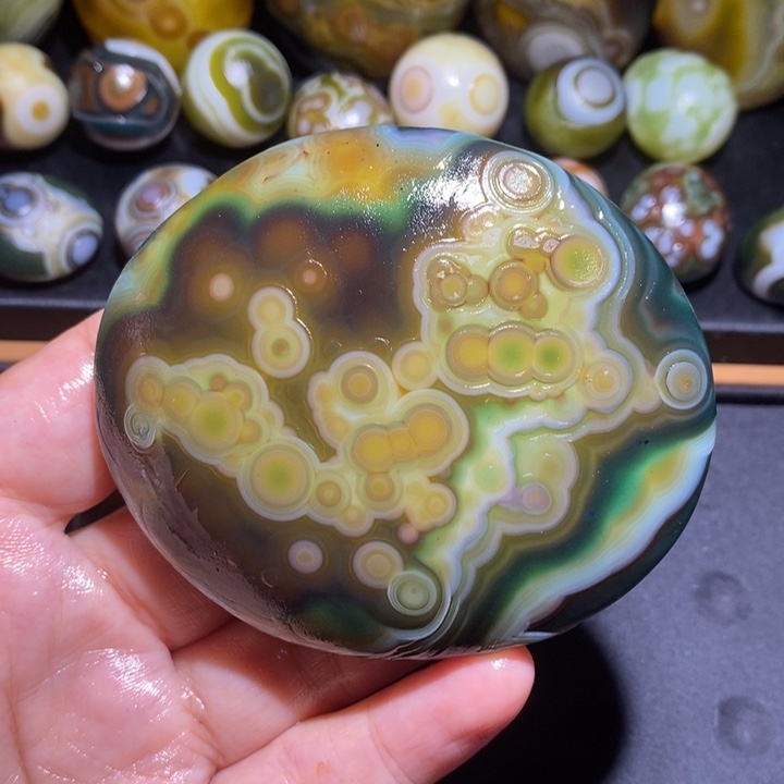 未镶嵌玛瑙/玉髓珠宝半成品96