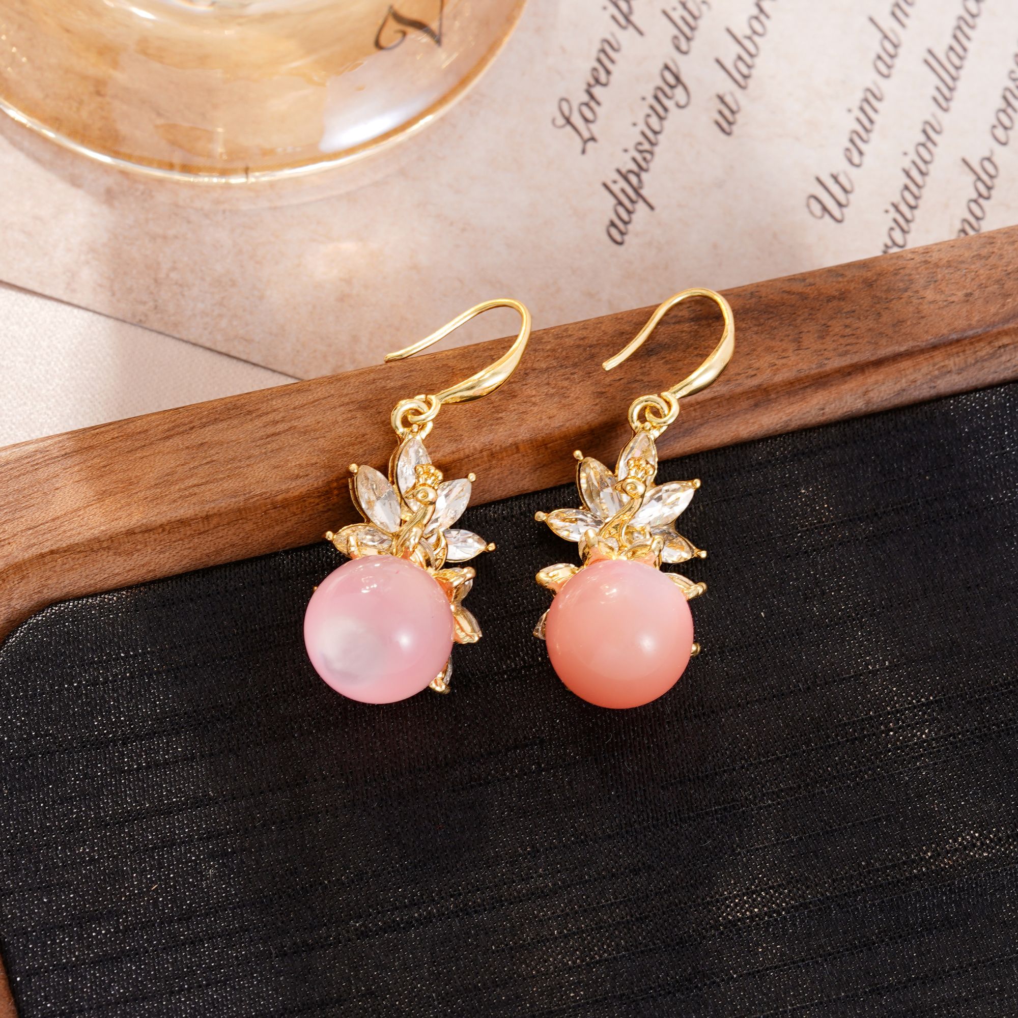 铜合金耳饰 韩国气质猫眼石耳环轻奢高级感水晶花朵耳坠N2528A1