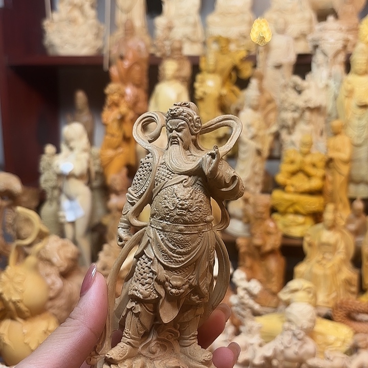 黄杨木黄杨木瑕疵关公
