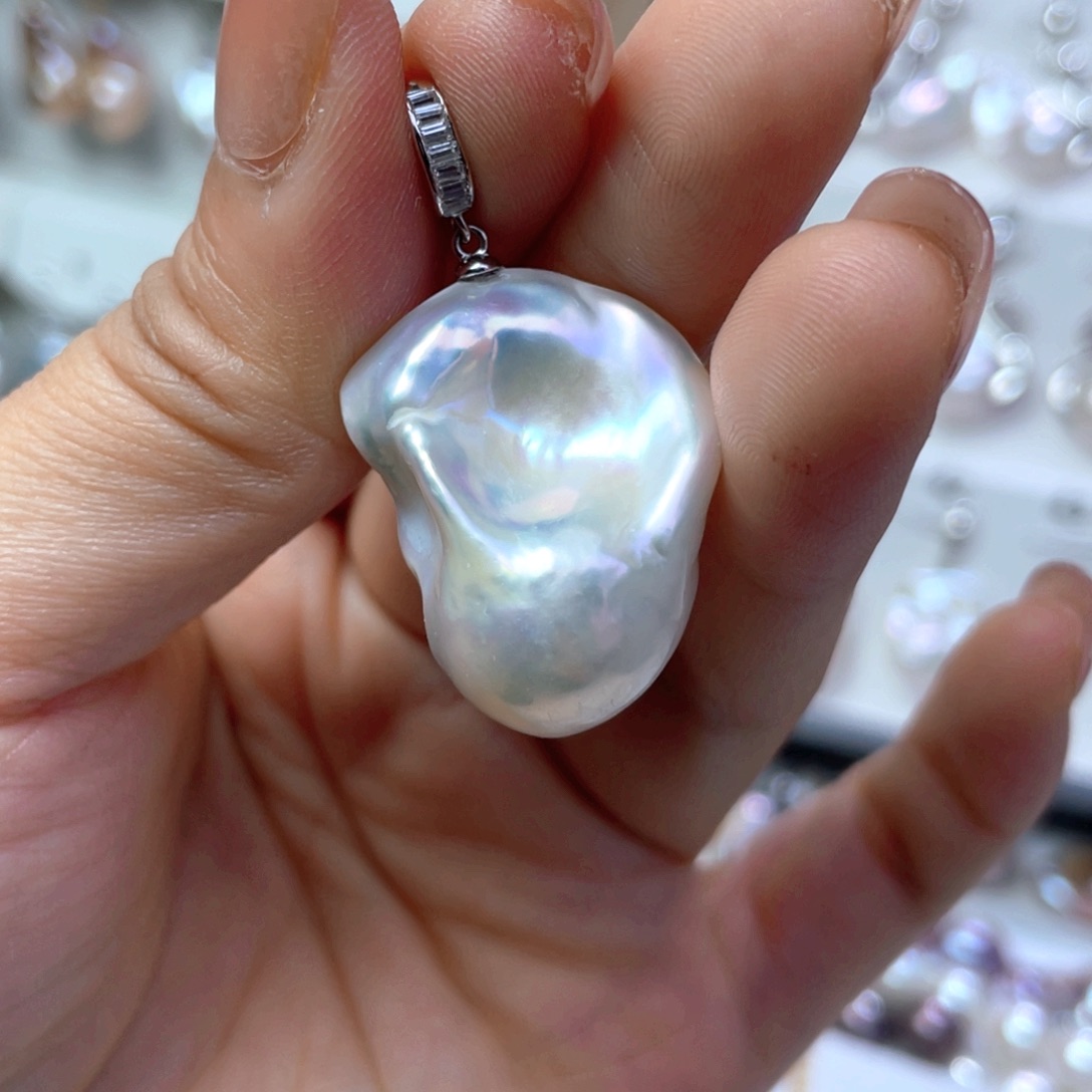 一***羊未镶嵌淡水珍珠耳饰