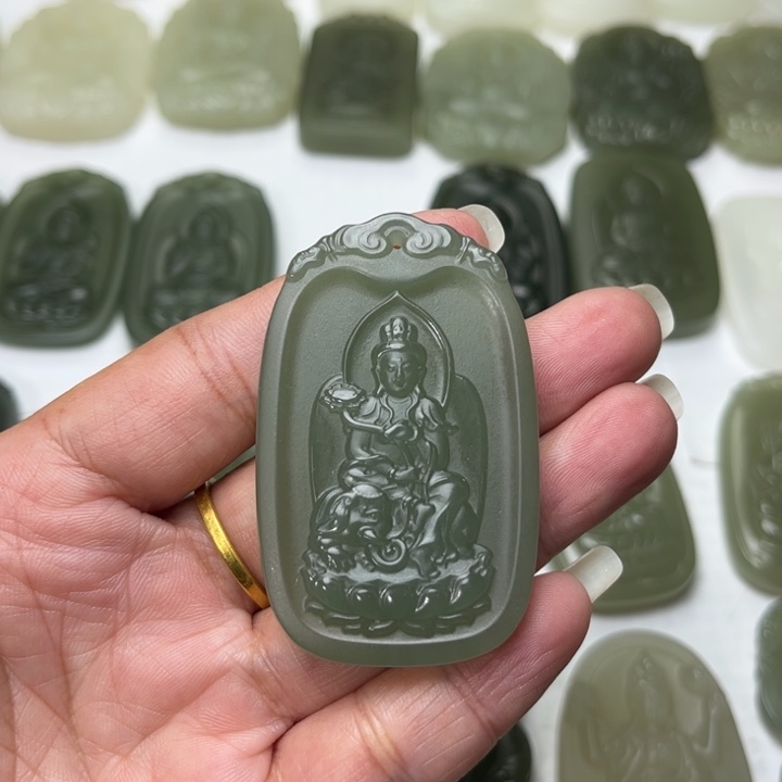 和田玉颈饰未镶嵌K