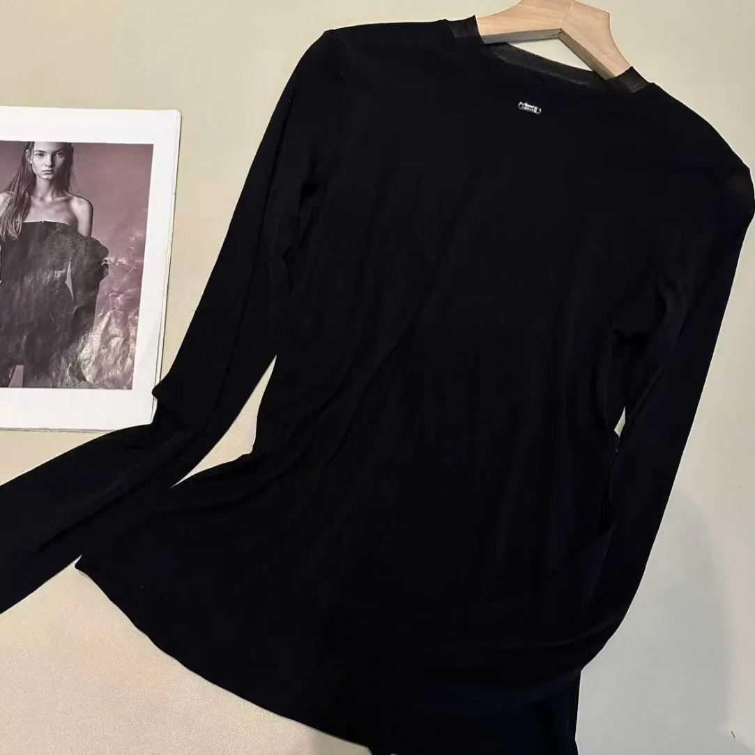 女王必备秋季百搭纯色圆领设计时尚洋气长袖软糯网纱上衣C2200