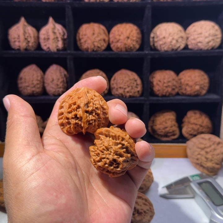 y***y文玩核桃吊坠苹果园