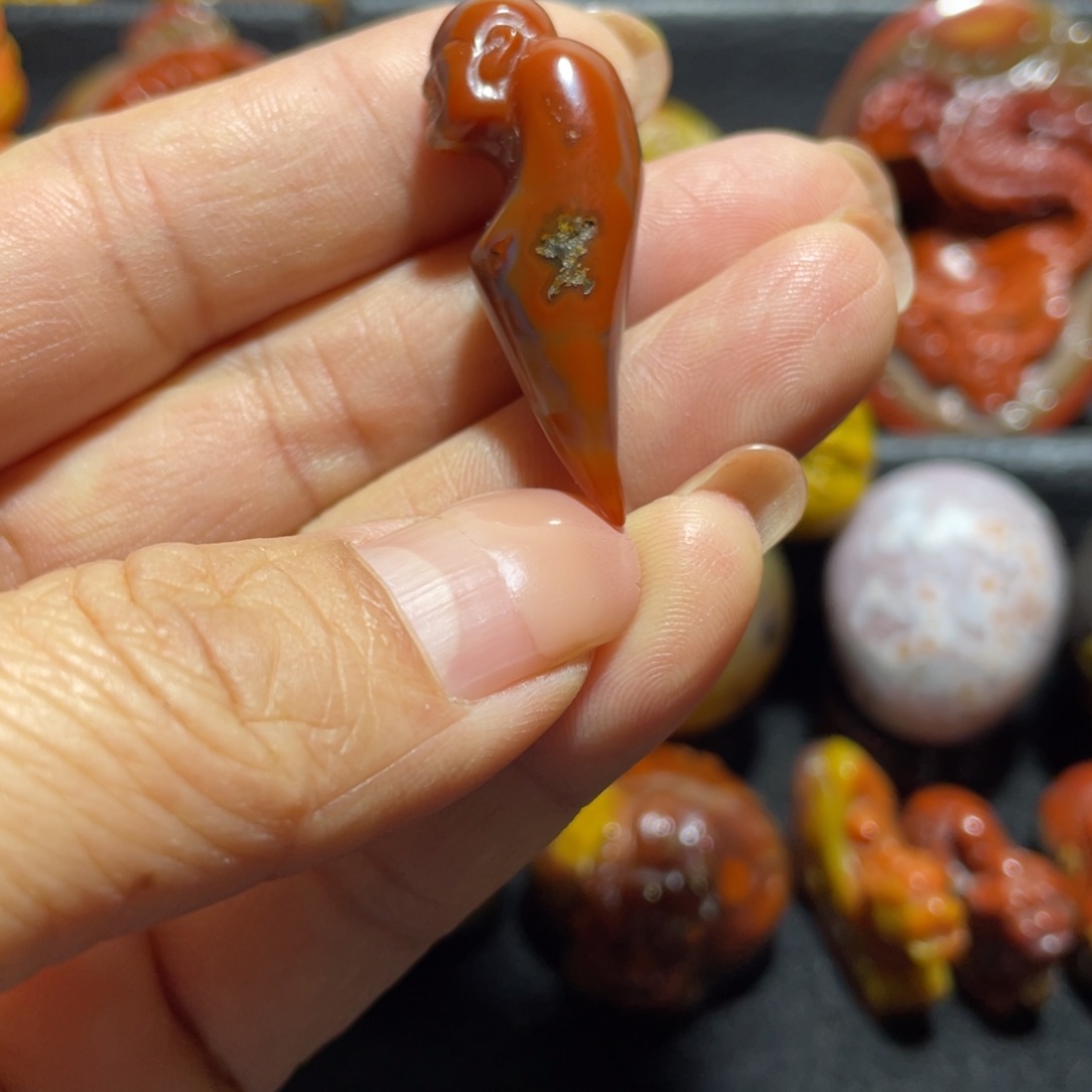 玛瑙/玉髓合金颈饰