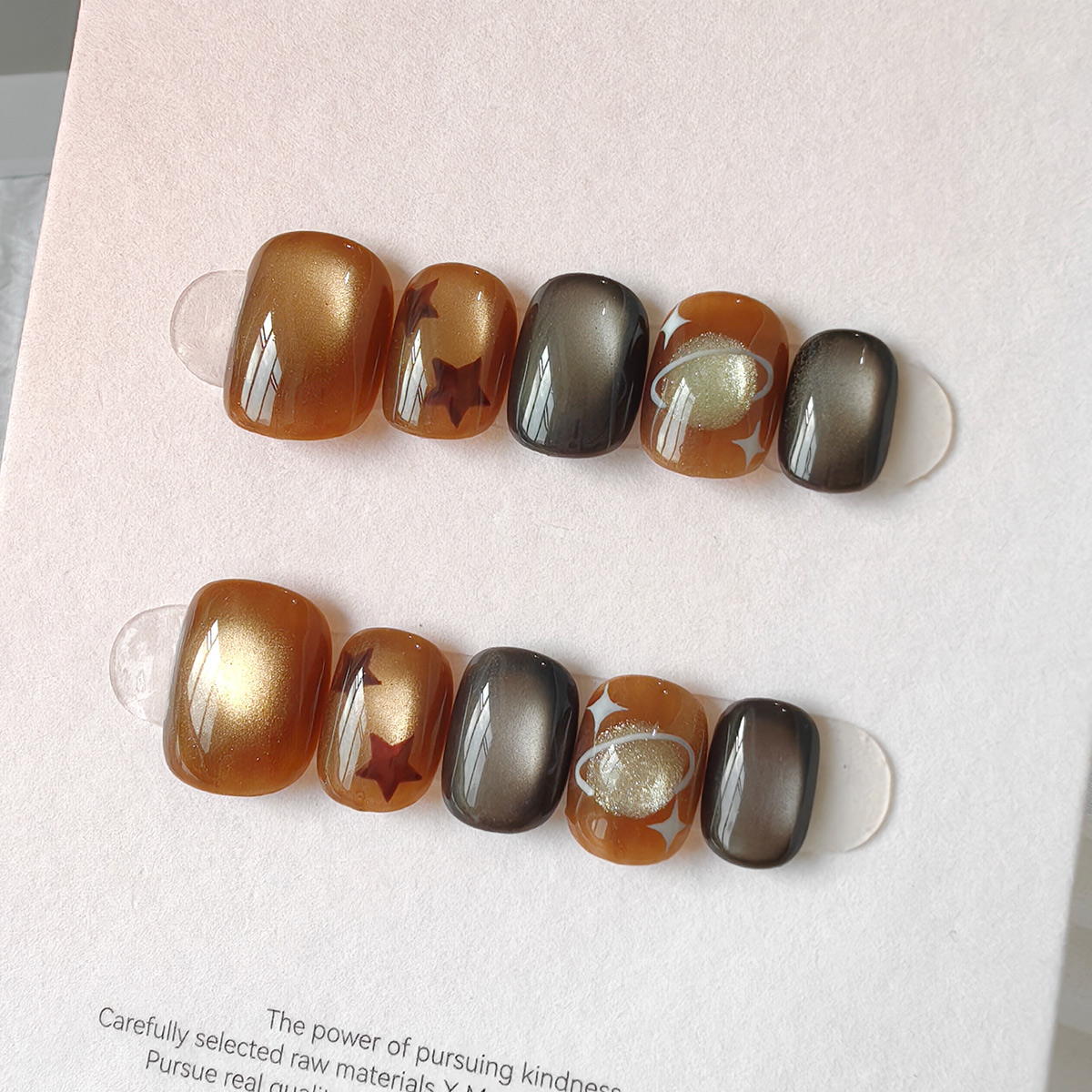 【猫光星球】纯手绘纯手工穿戴甲片爆闪钻裸色指甲贴