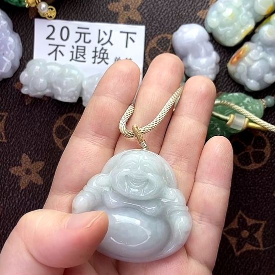 翡翠未镶嵌挂件佛公