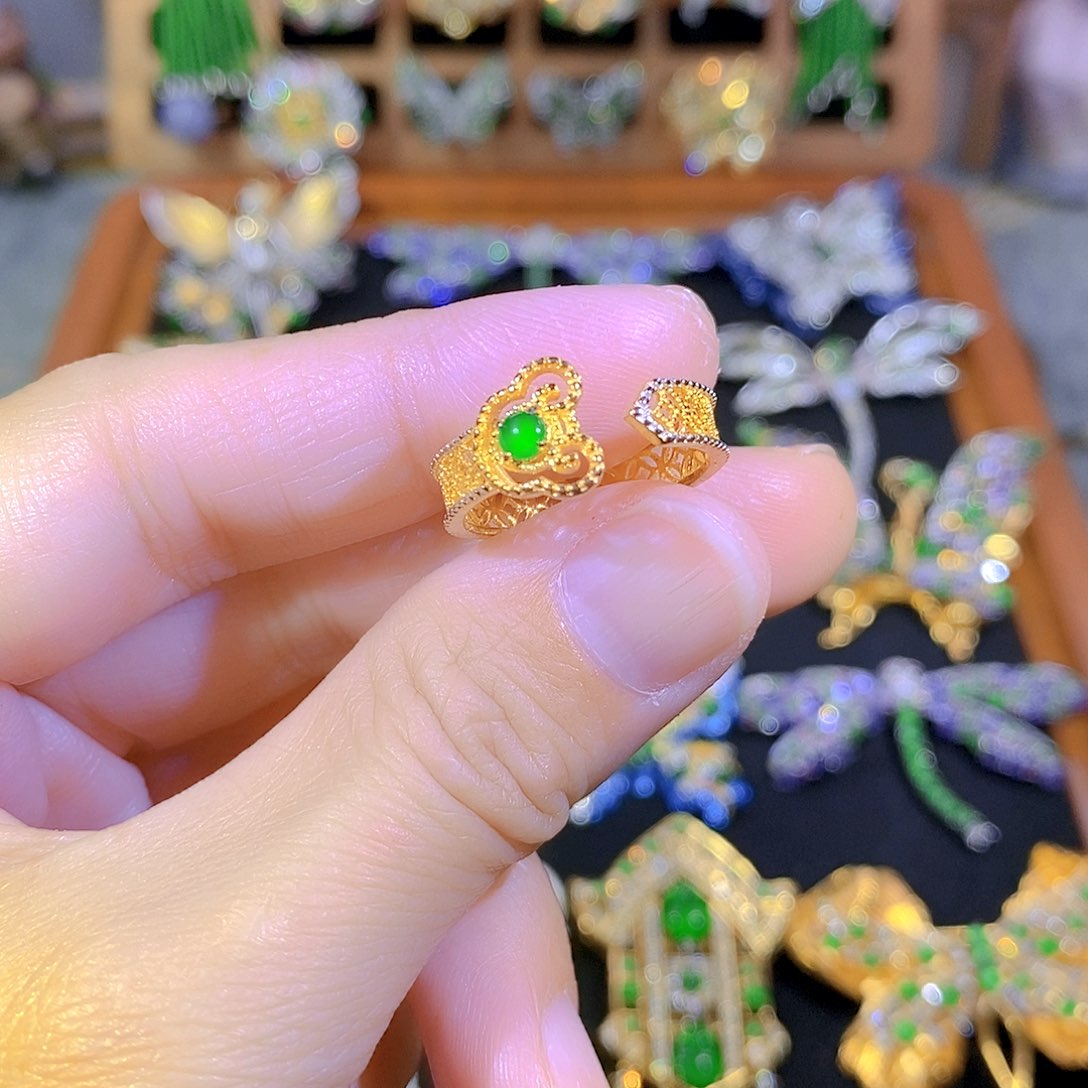 吊坠(不含链)银S925镶嵌翡翠