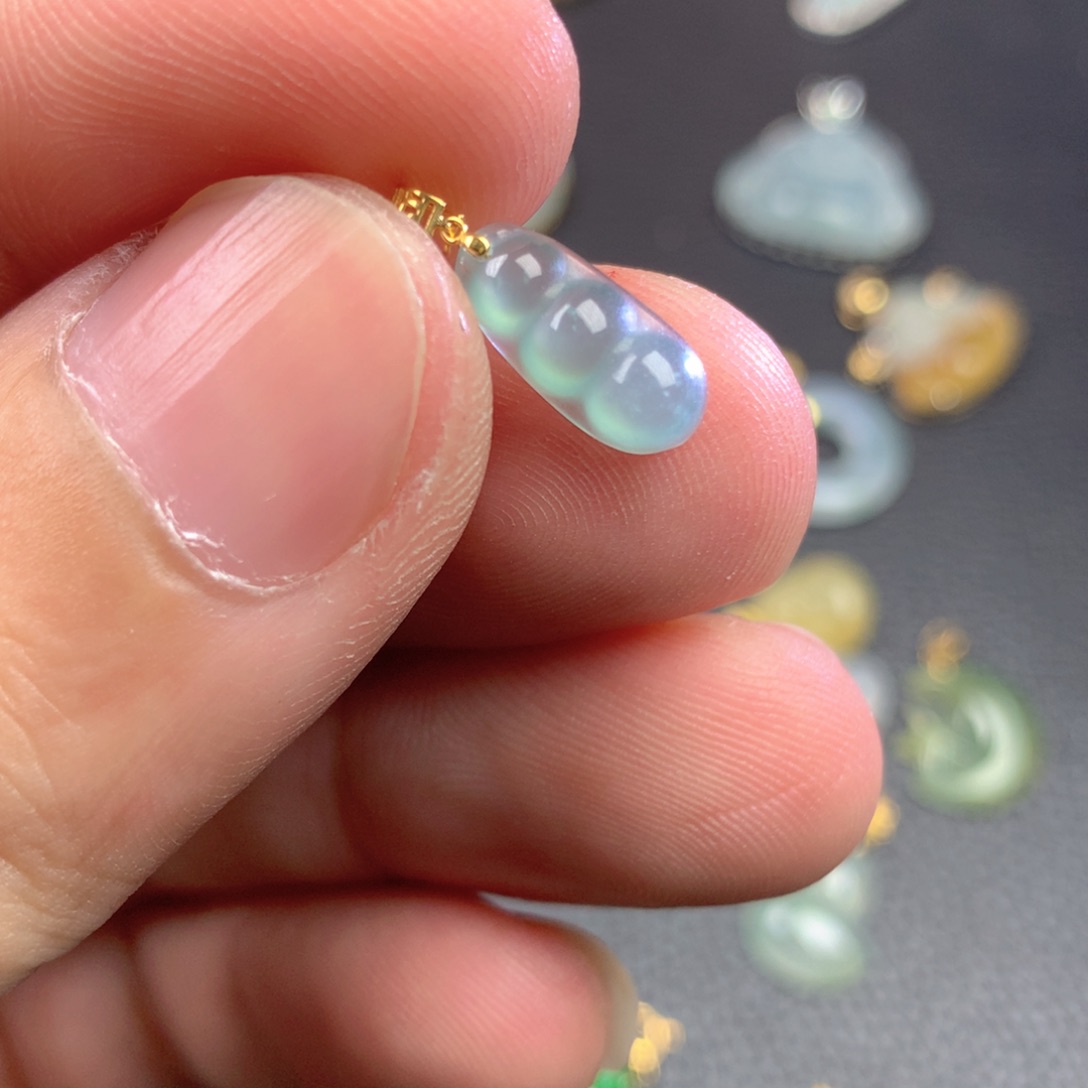 【闪购商品】翡翠18K金镶嵌颈饰翡翠