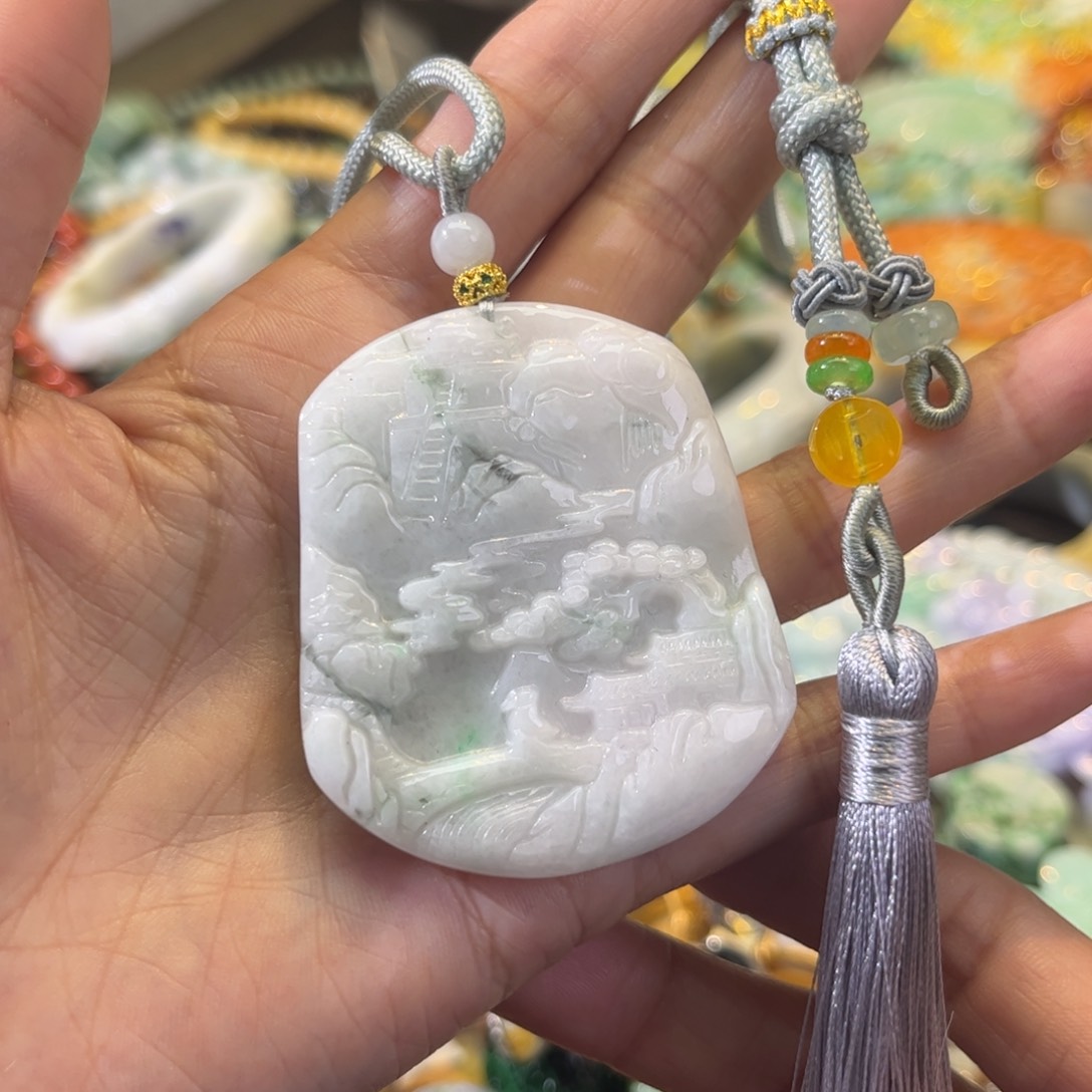翡翠颈饰未镶嵌待编款