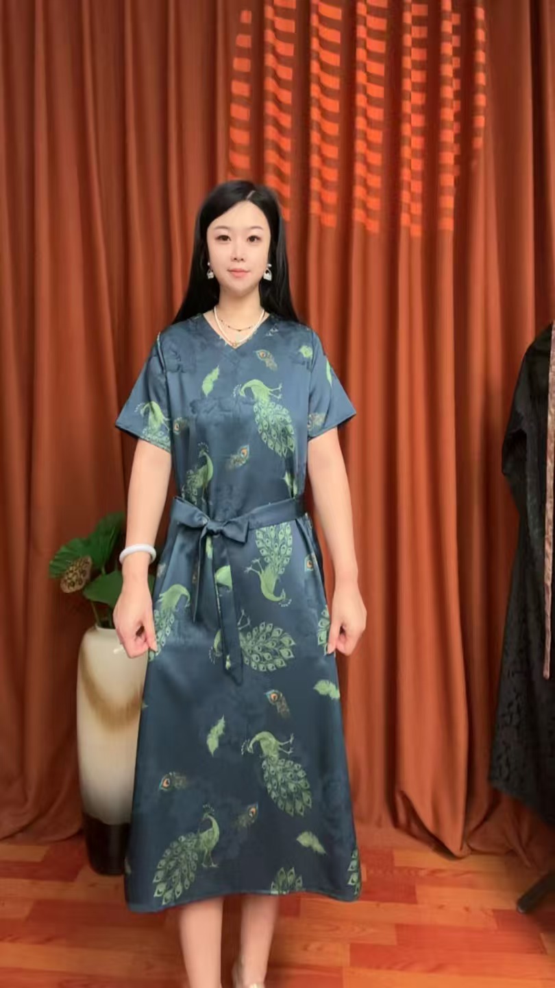(蓝孔雀）简约V领时尚显瘦气质女装宽松中长款连衣裙---腰封