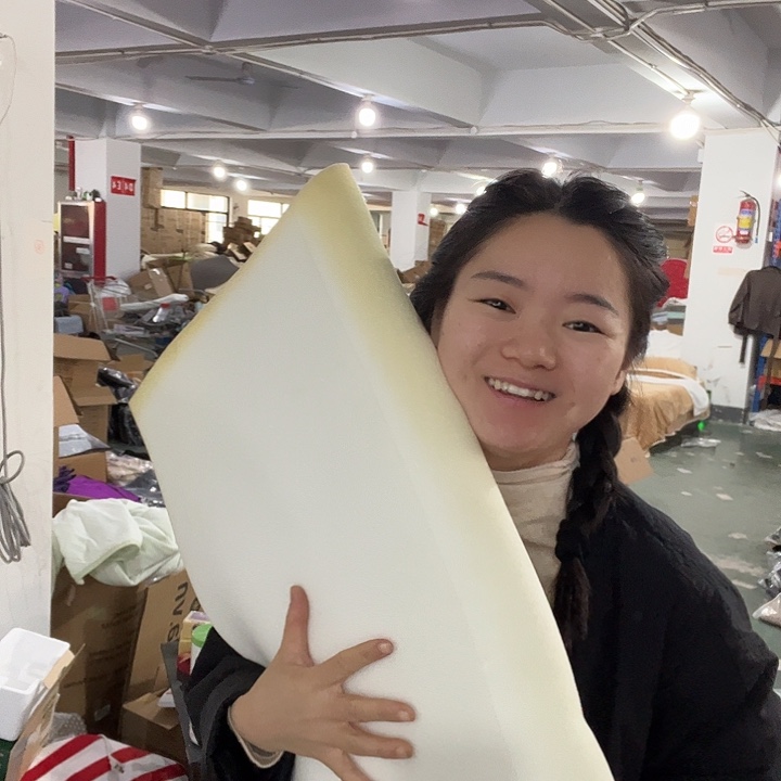 白色薄。 枕芯发1啦啦啦啦