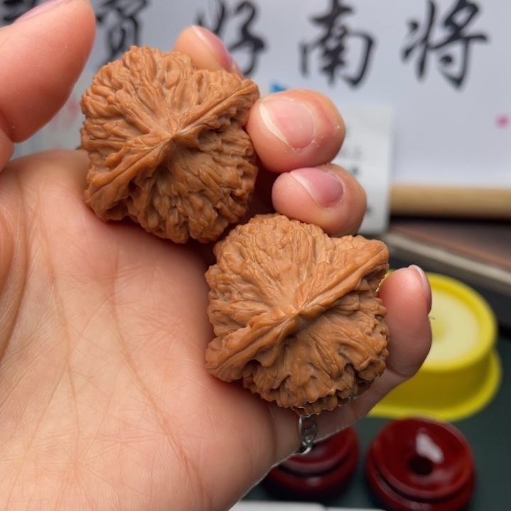 文玩核桃吊坠39尺三角福利放漏