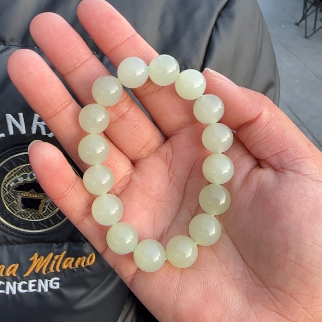 和田玉手串未镶嵌