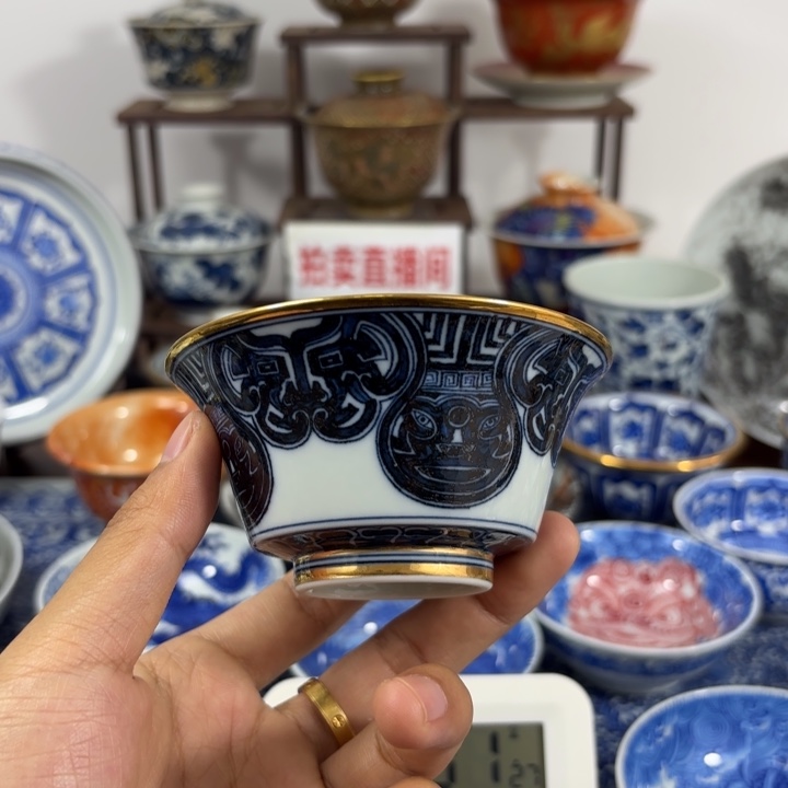 龙***爷景德镇手工手绘陶瓷