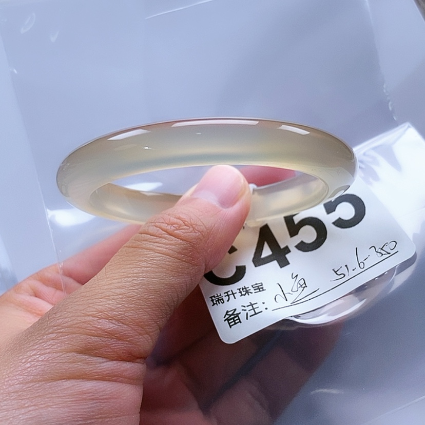 【闪购商品】手镯玛瑙/玉髓未镶嵌?