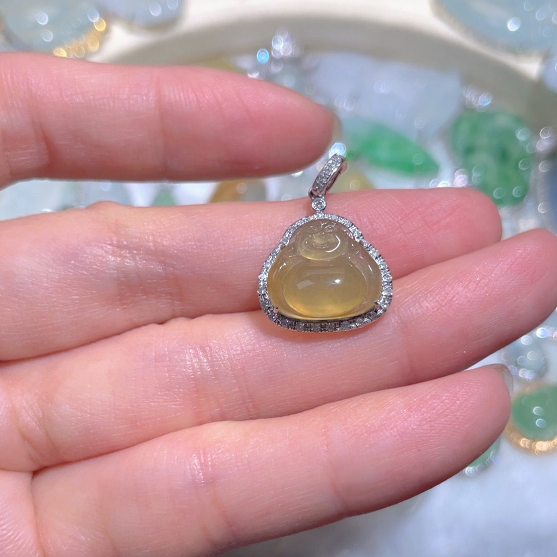 翡翠颈饰18K金镶嵌翡翠