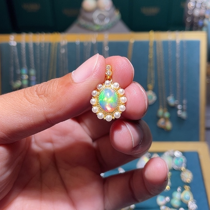 欧泊银S925镶嵌吊坠）北**归