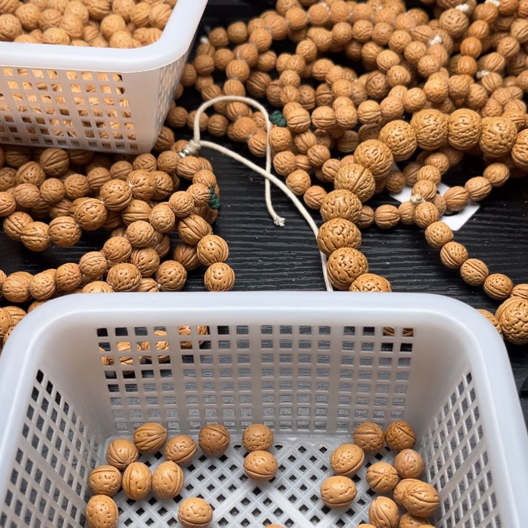 点***活手串文玩核桃小桃核散籽批发