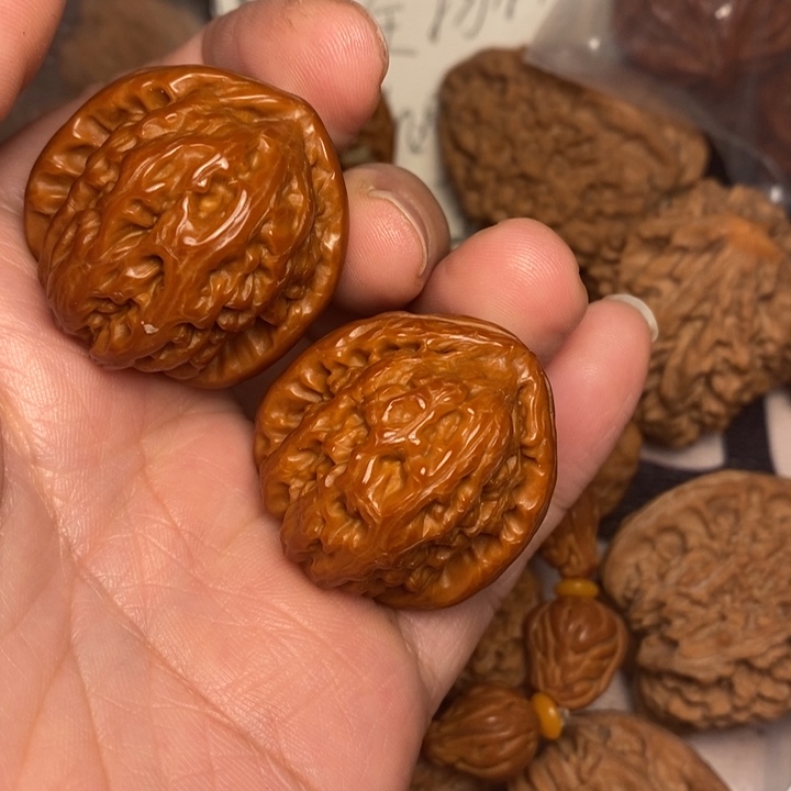 文玩核桃把件白33