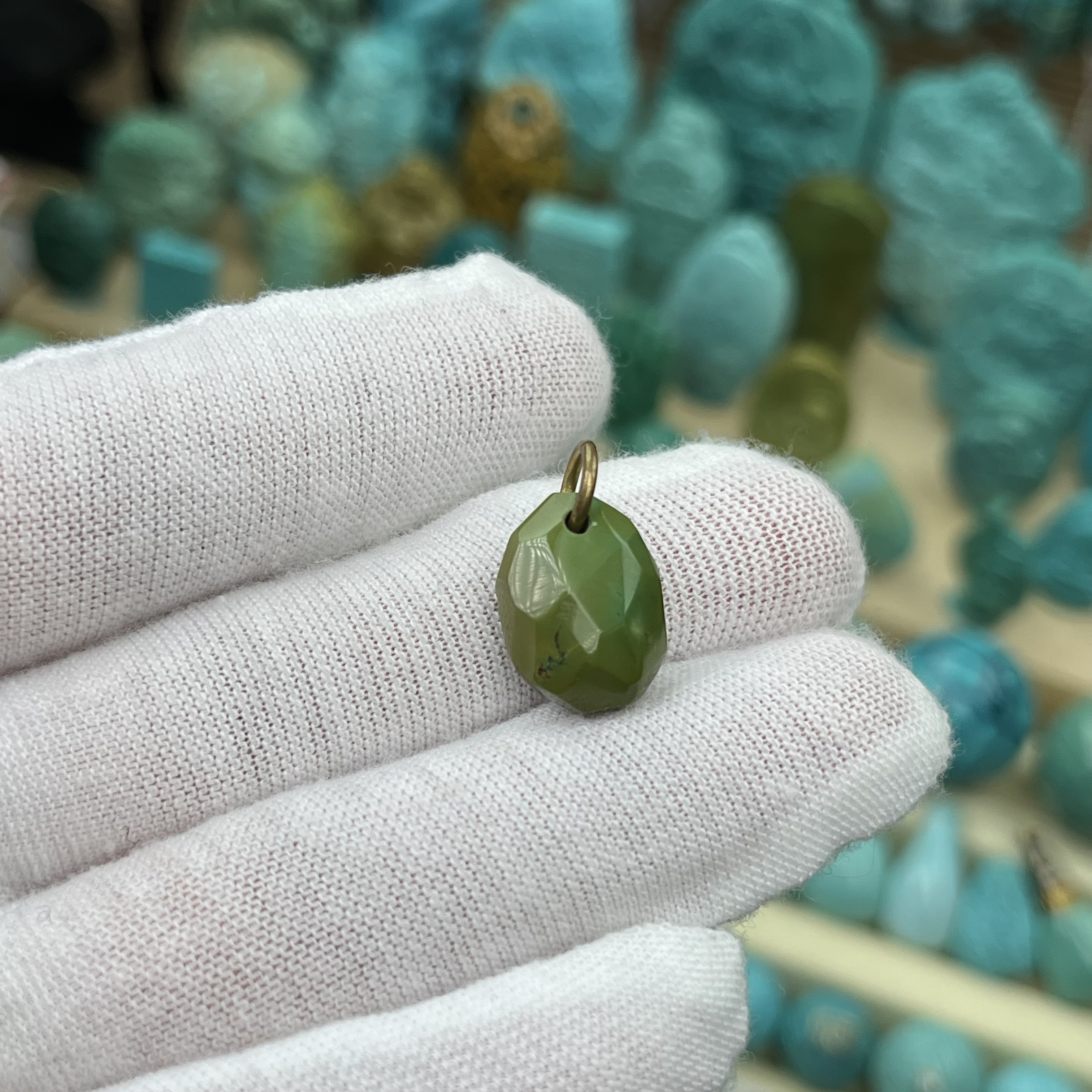 天然原矿绿松石配饰