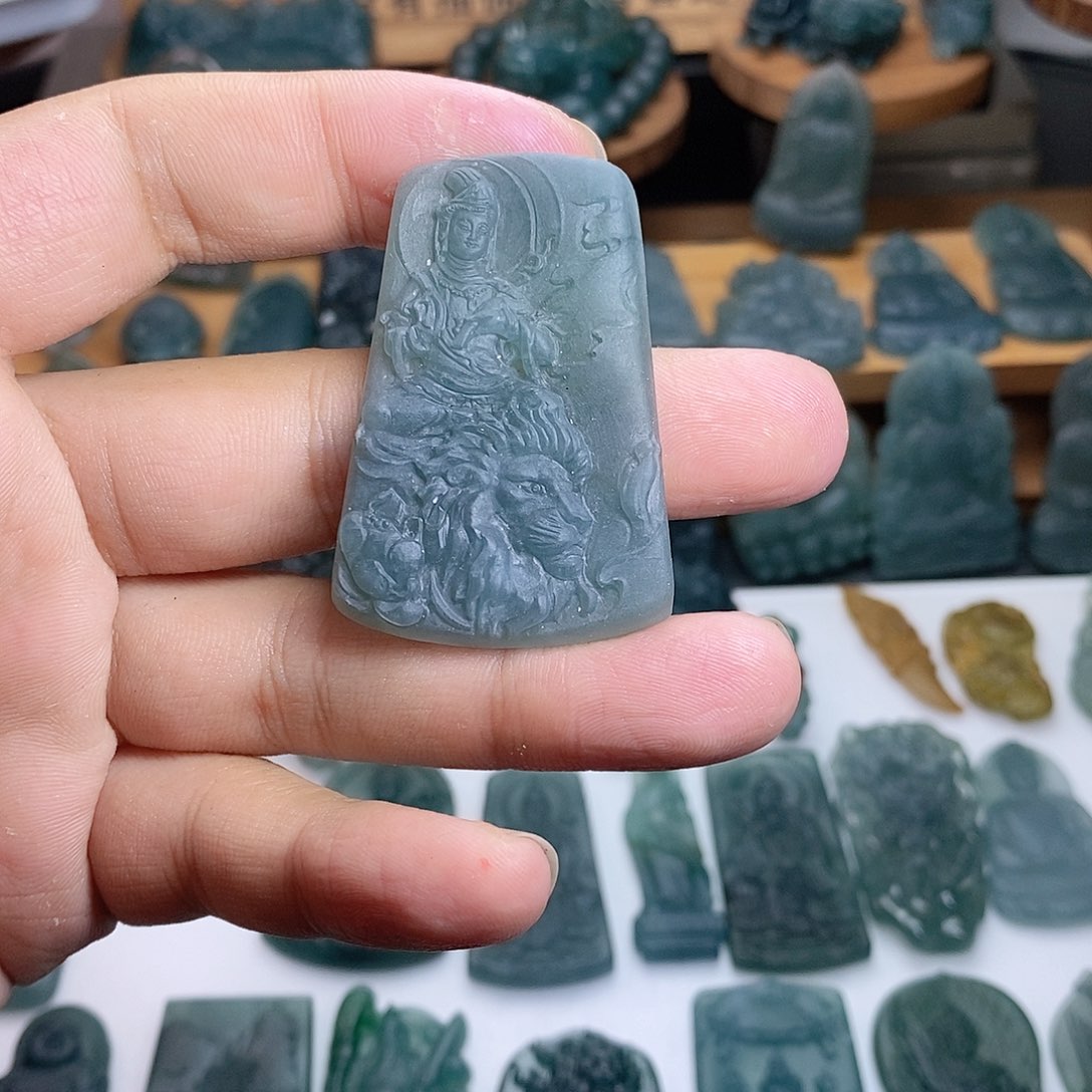 定制翡翠未镶嵌文殊