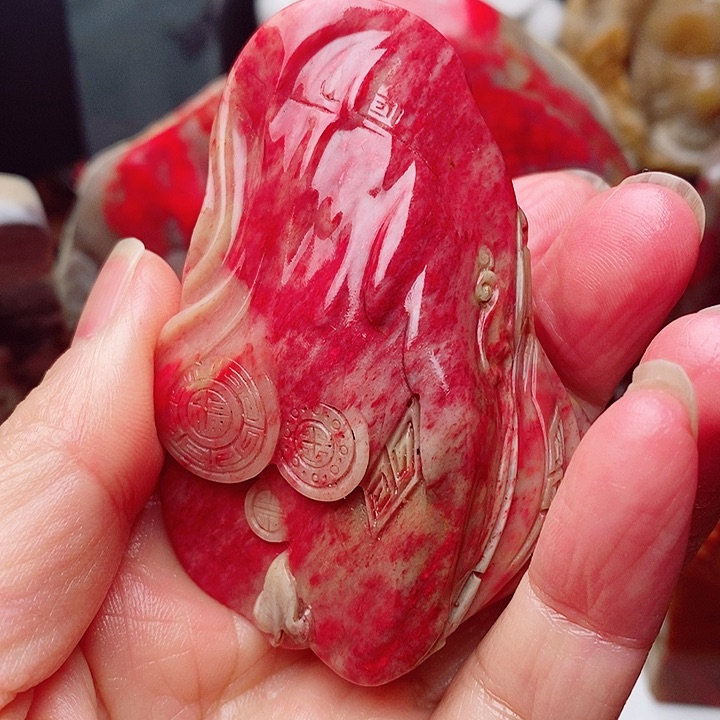 昌化鸡血石那**丽昌化鸡血石