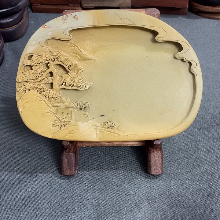 广东肇庆原石端砚