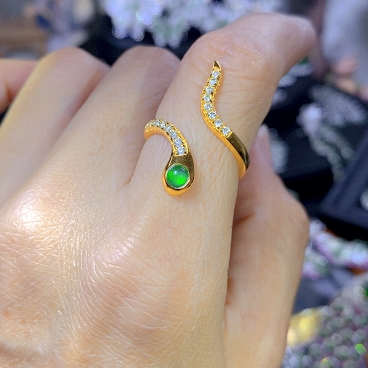 翡翠戒指银S925镶嵌天然翡翠