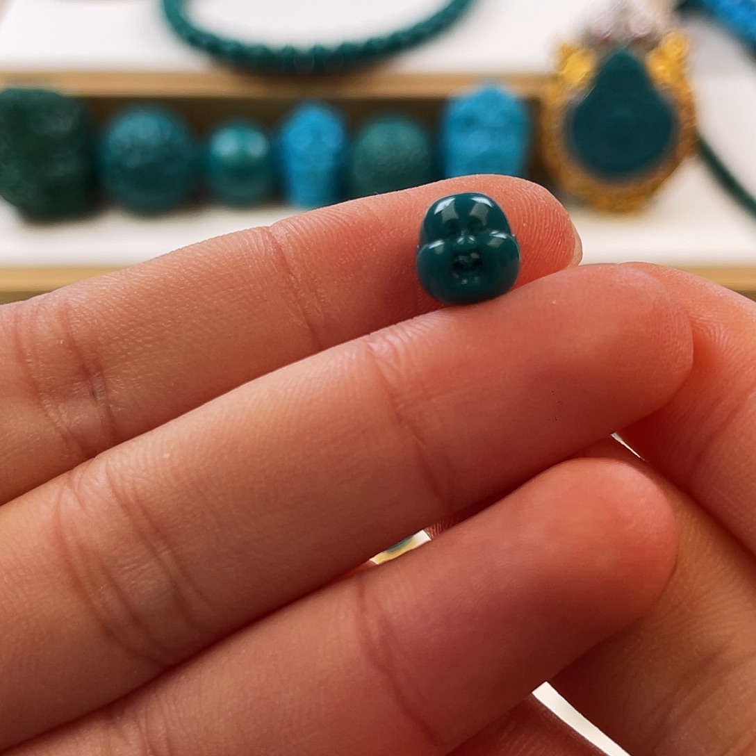 绿松石未镶嵌把件