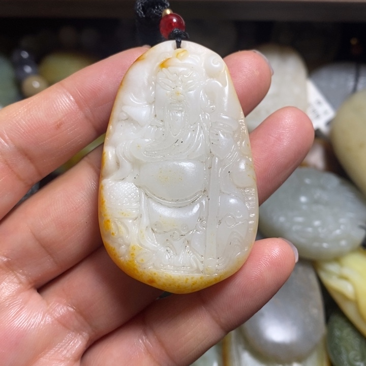 和田玉未镶嵌车挂