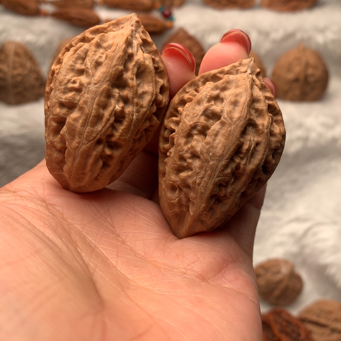 文玩核桃吊坠小武核桃11