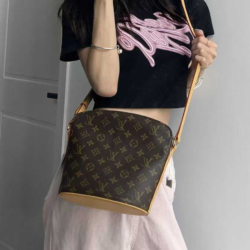95新 LouisVuitton/路易威登 御古屋/42077/老花酒壶包 配翻 内里